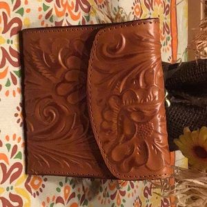 Patricia Nash wallet